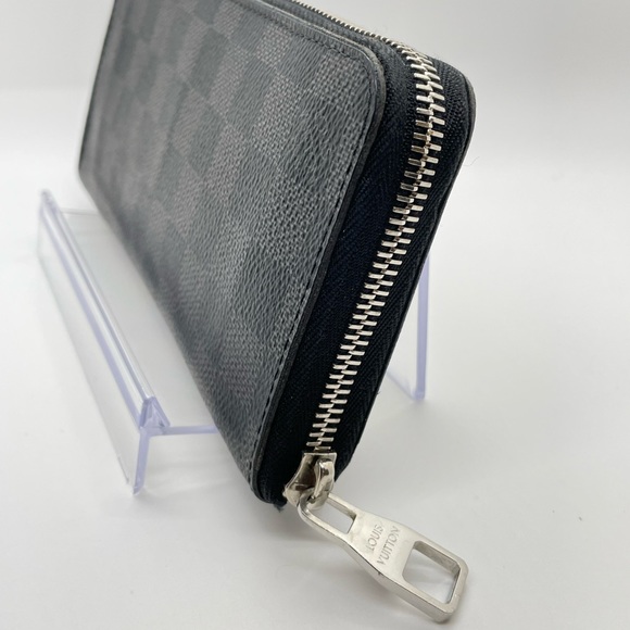 Louis Vuitton Graphite Damier Long Zippy Wallet - Picture 3 of 16